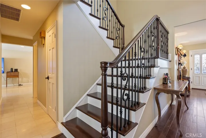 2030 Leeward Lane, Newport Beach, California 92660