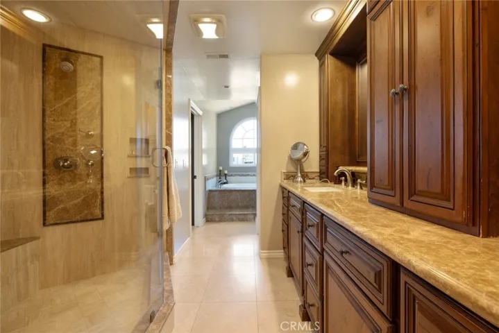 2030 Leeward Lane, Newport Beach, California 92660