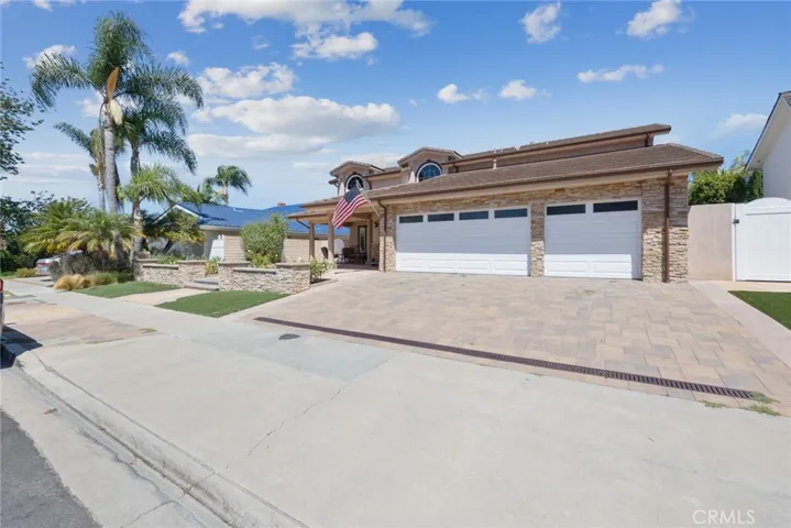 2030 Leeward Lane, Newport Beach, California 92660