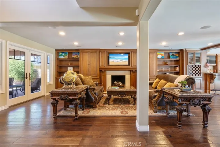2030 Leeward Lane, Newport Beach, California 92660