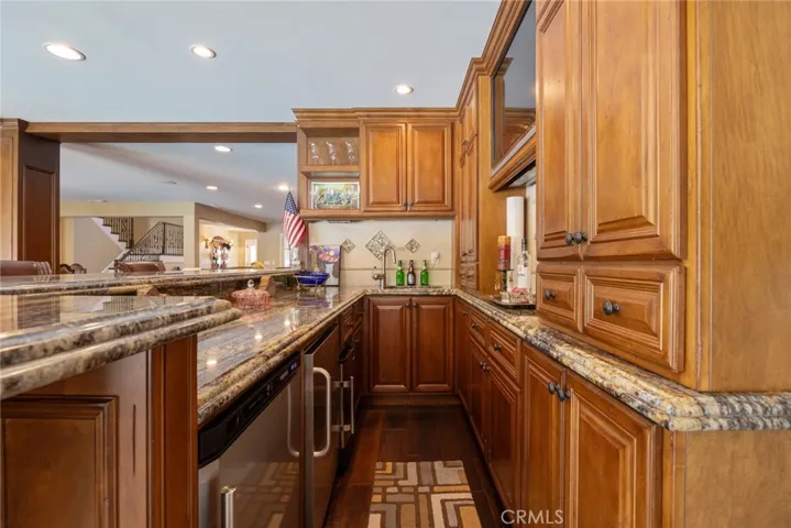 2030 Leeward Lane, Newport Beach, California 92660
