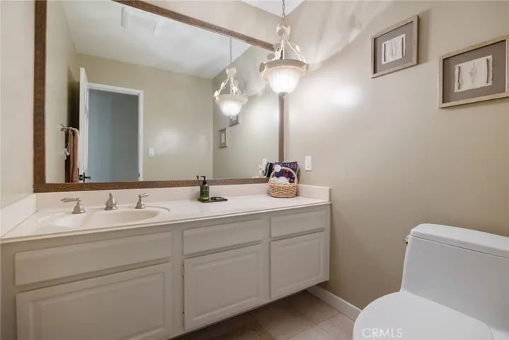 2030 Leeward Lane, Newport Beach, California 92660