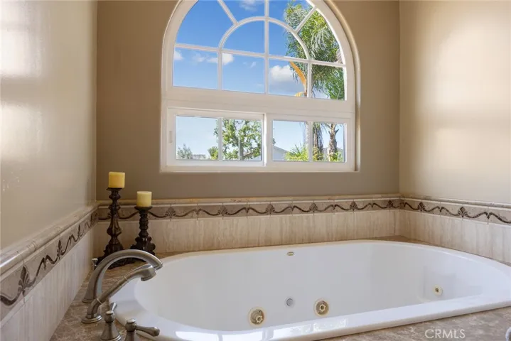 2030 Leeward Lane, Newport Beach, California 92660