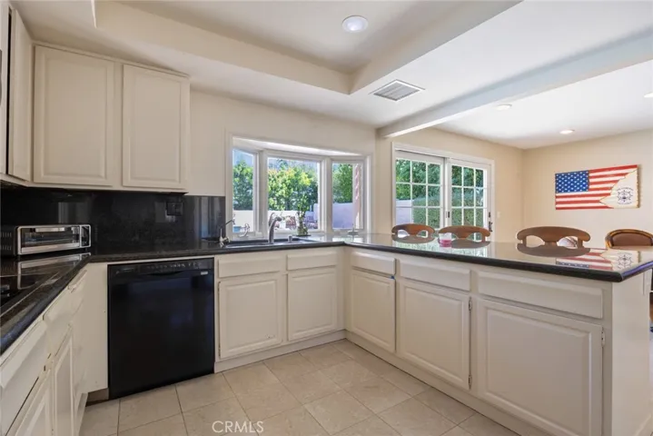 2030 Leeward Lane, Newport Beach, California 92660