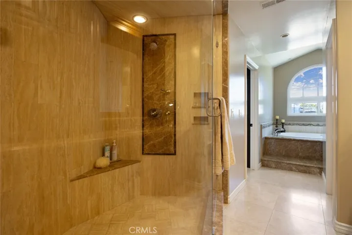 2030 Leeward Lane, Newport Beach, California 92660