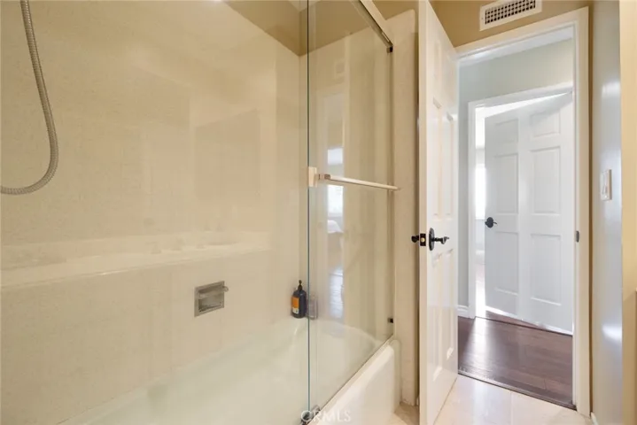 2030 Leeward Lane, Newport Beach, California 92660