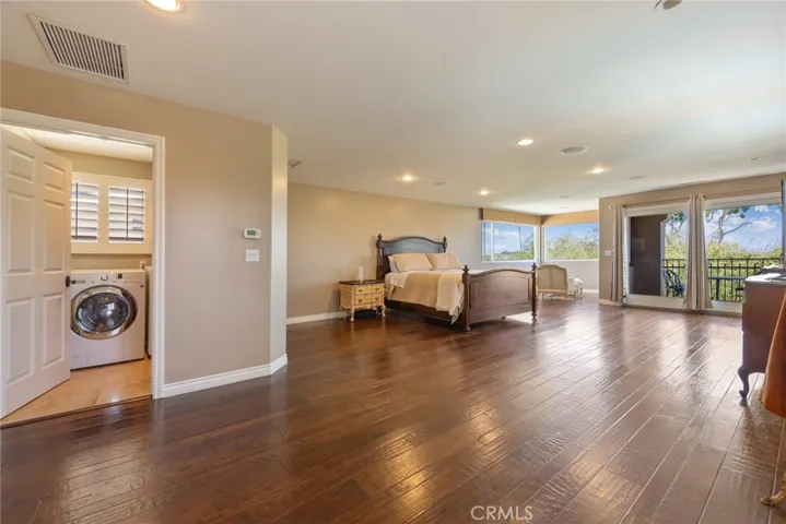 2030 Leeward Lane, Newport Beach, California 92660