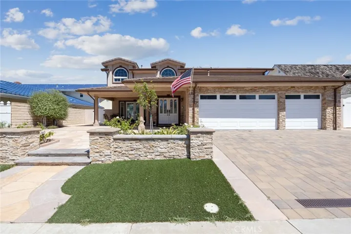 2030 Leeward Lane, Newport Beach, California 92660