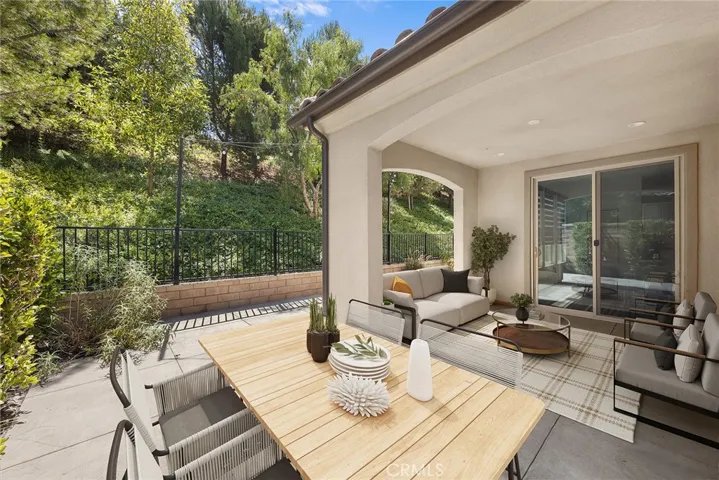 260 Finch, Lake Forest, California 92630