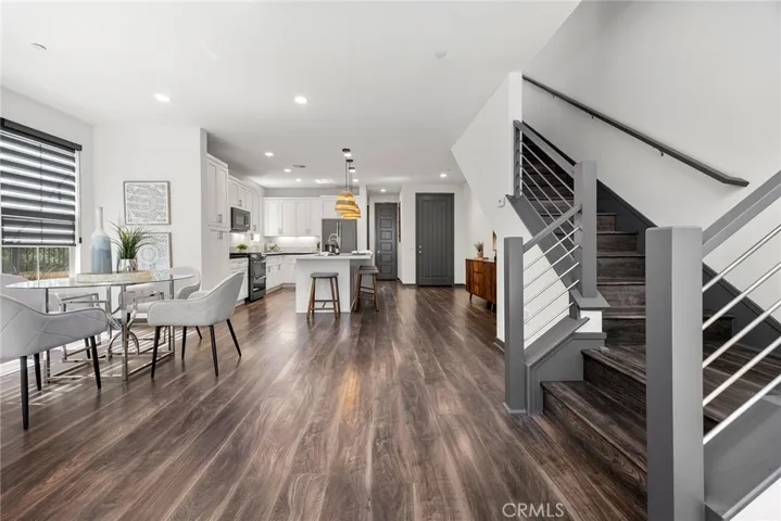 260 Finch, Lake Forest, California 92630