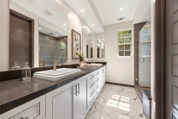 260 Finch, Lake Forest, California 92630