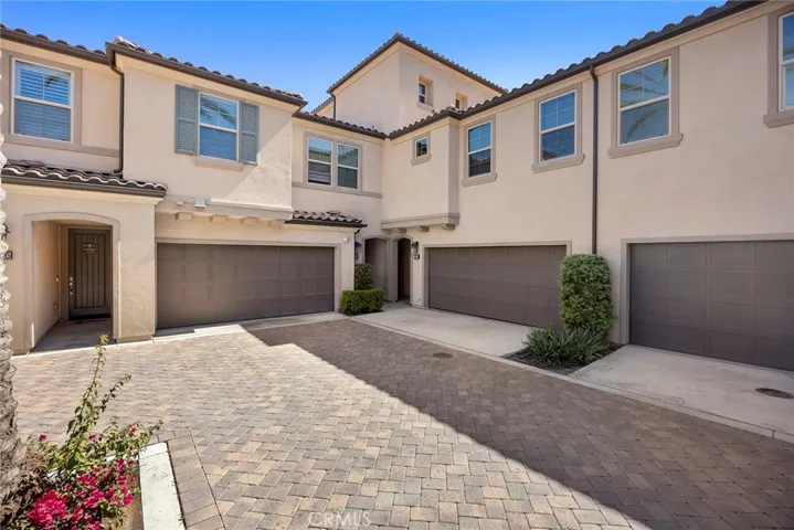 260 Finch, Lake Forest, California 92630