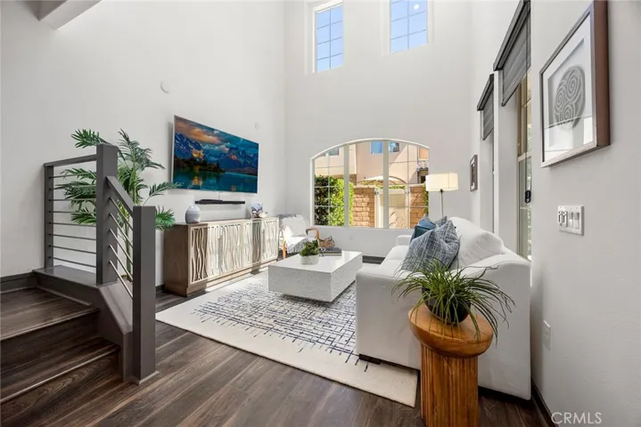 260 Finch, Lake Forest, California 92630