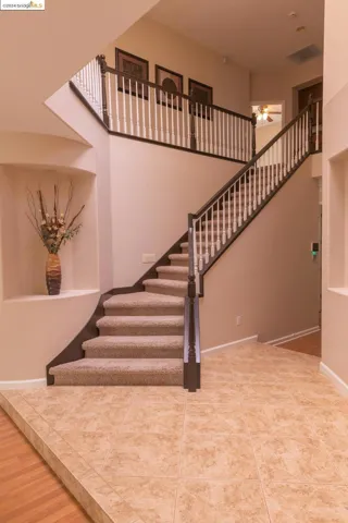 980 Palmer Cir, Folsom, California 95630
