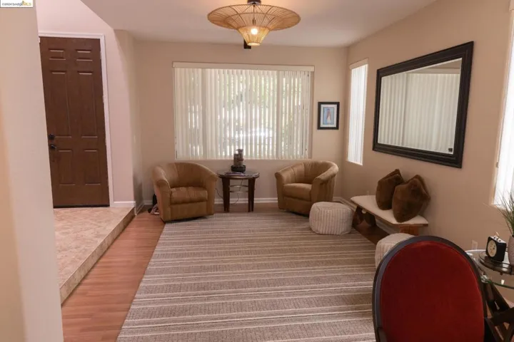 980 Palmer Cir, Folsom, California 95630