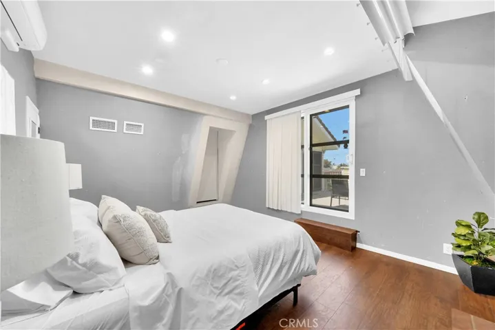 Another view of bedroom 5