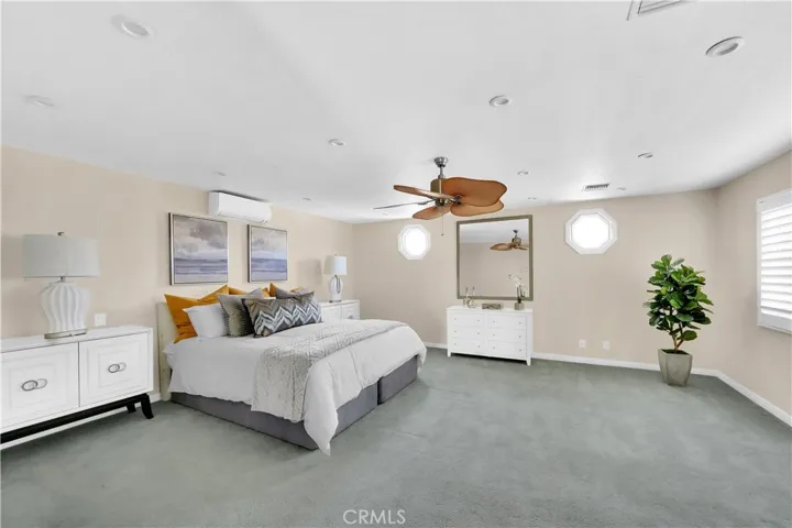 Upstairs master retreat bedroom 4
