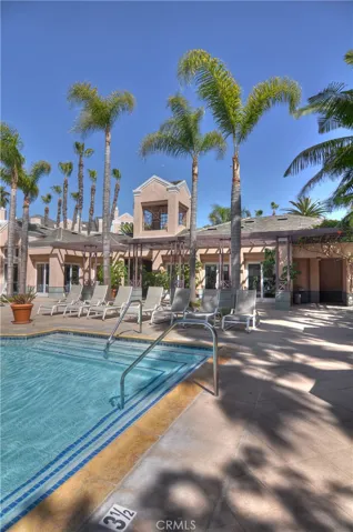 2243 Martin 110, Irvine, California 92612