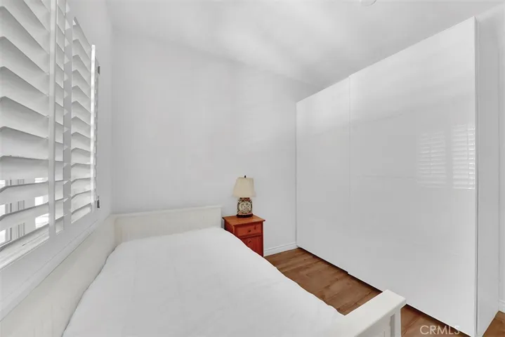 2243 Martin 110, Irvine, California 92612
