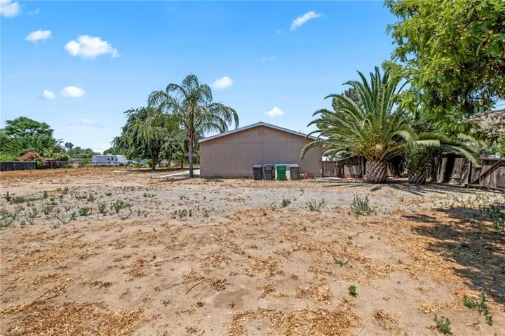 33245 9th St, Winchester, California 92596