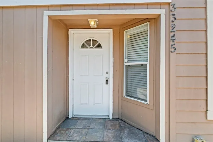 33245 9th St, Winchester, California 92596