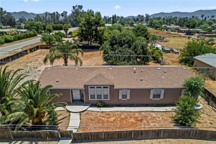 33245 9th St, Winchester, California 92596