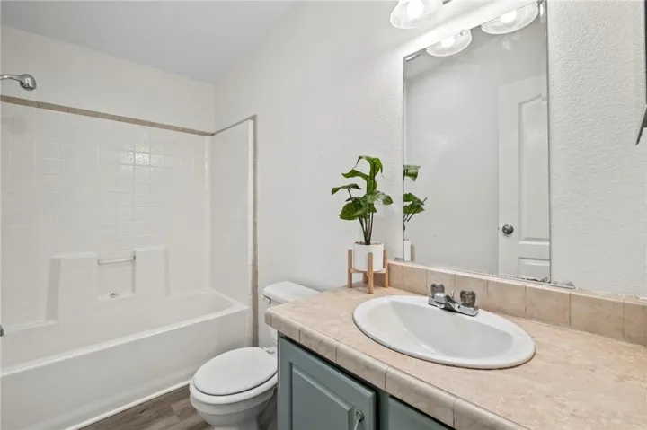 33245 9th St, Winchester, California 92596