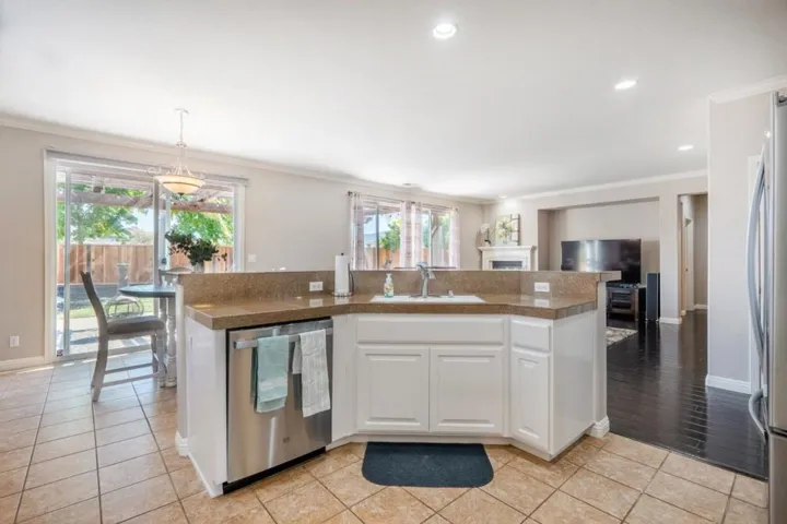 9105 Desiderio Way, Gilroy, California 95020