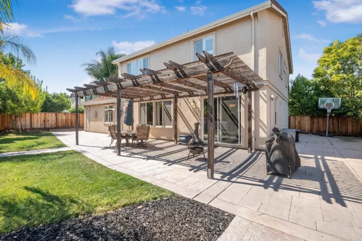 9105 Desiderio Way, Gilroy, California 95020
