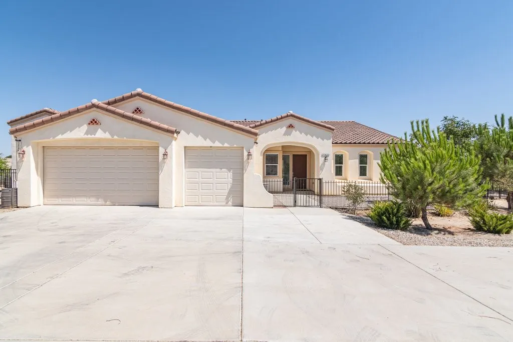 31960 Via Del Senor, Homeland, California 92548, 4 Bedrooms Bedrooms, ,3 BathroomsBathrooms,Residential,For Sale,Via Del Senor,SW24179712