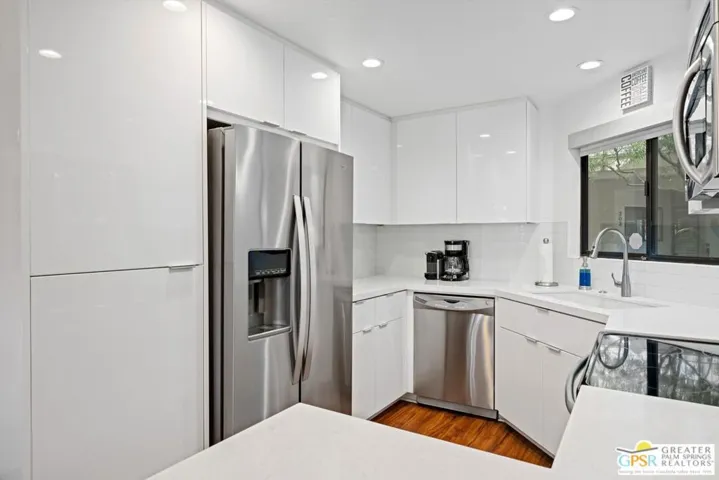 255 S Avenida Caballeros 308, Palm Springs, California 92262