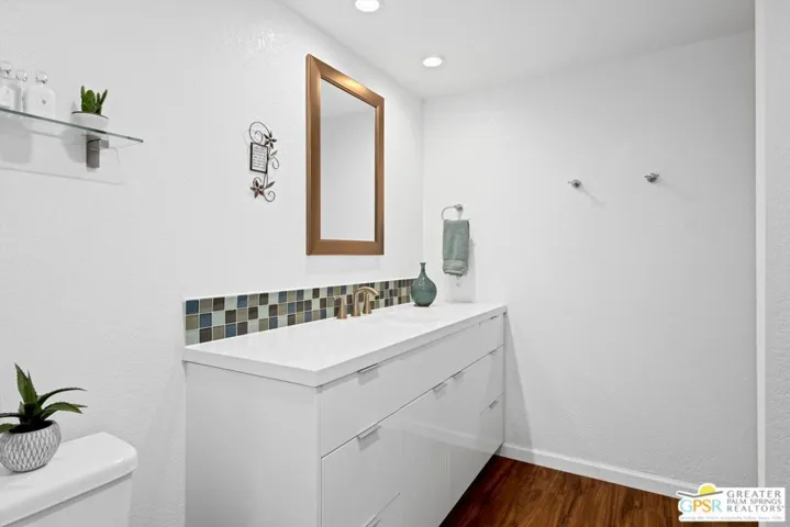 255 S Avenida Caballeros 308, Palm Springs, California 92262