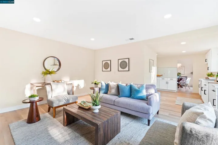 1100 Jeanne Ct, Suisun City, California 94585