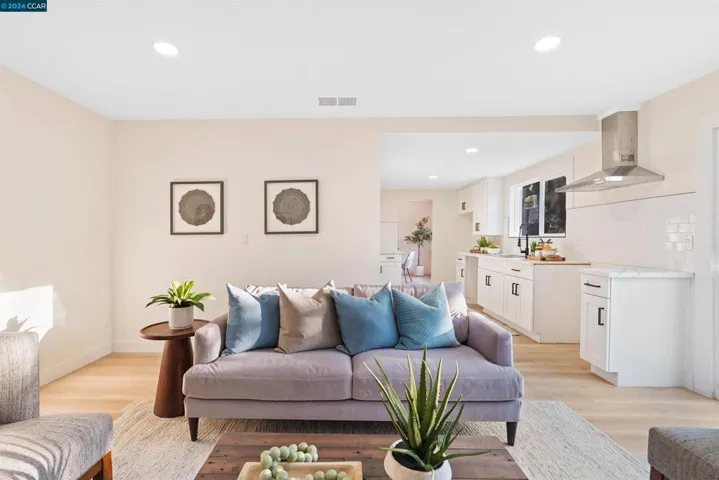 1100 Jeanne Ct, Suisun City, California 94585