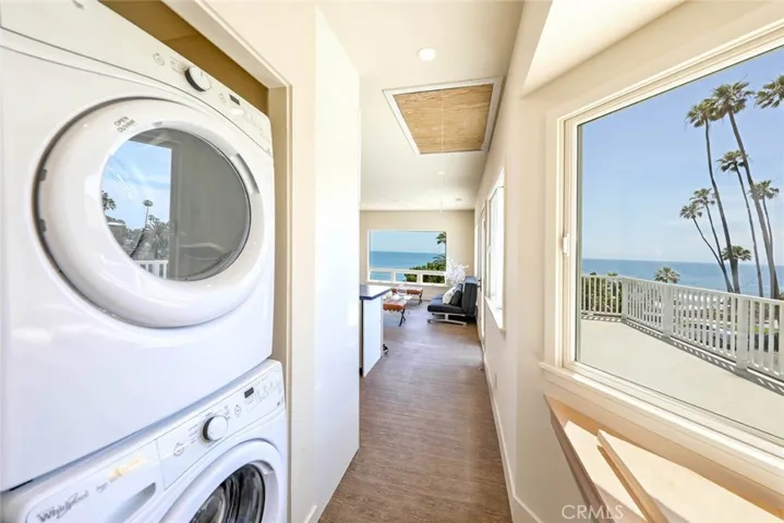 376 Cliff Drive C, Laguna Beach, California 92651