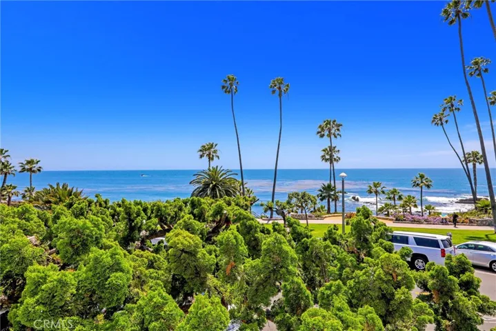 376 Cliff Drive C, Laguna Beach, California 92651