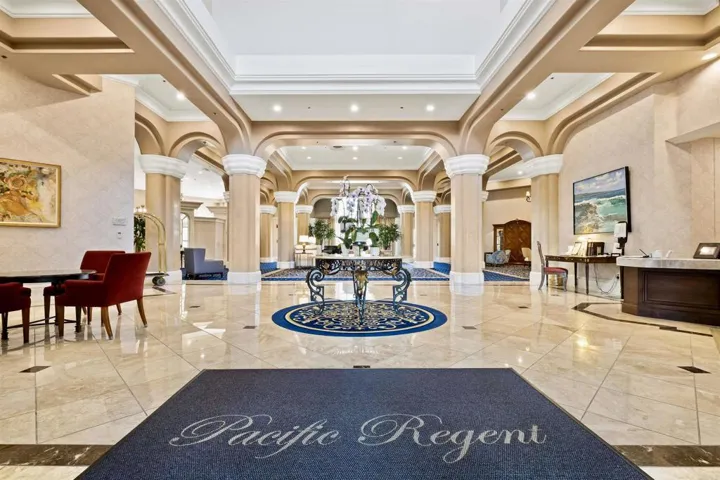 3890 Nobel Drive 1402, San Diego, California 92122