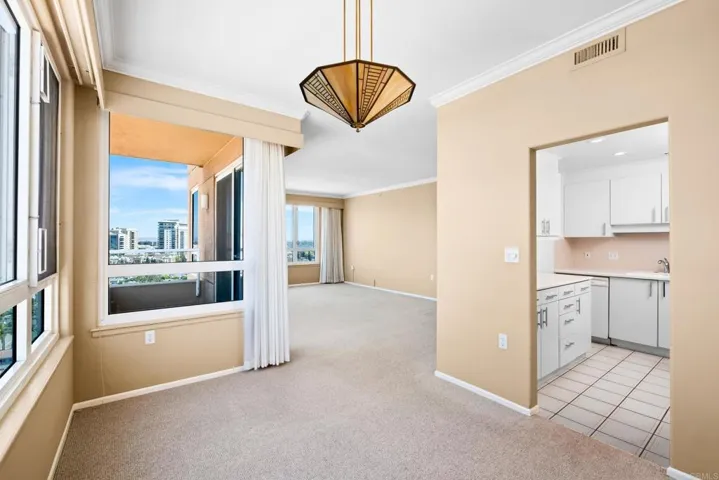 3890 Nobel Drive 1402, San Diego, California 92122