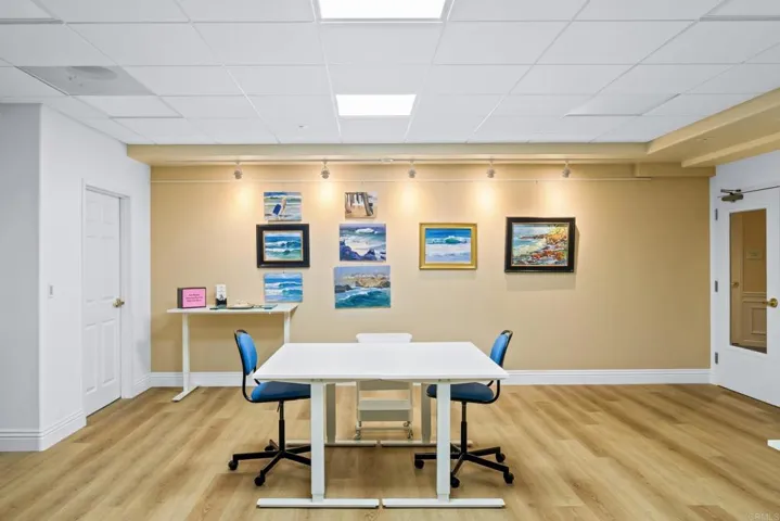 3890 Nobel Drive 1402, San Diego, California 92122