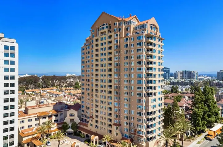 3890 Nobel Drive 1402, San Diego, California 92122