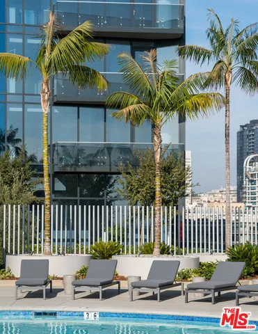1200 S Figueroa Street W2106, Los Angeles, California 90015