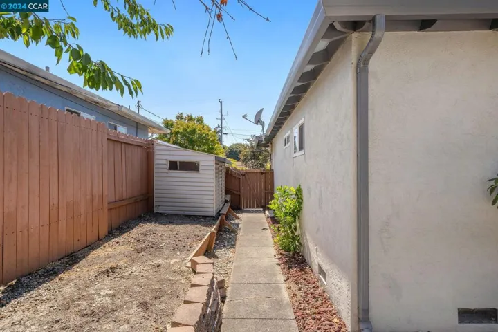 952 Kittery Way, Pinole, California 94564