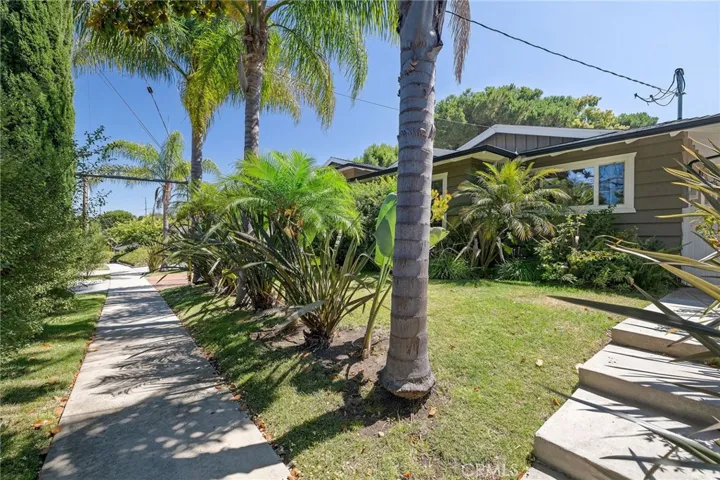 5530 Montemalaga Drive, Rancho Palos Verdes, California 90275