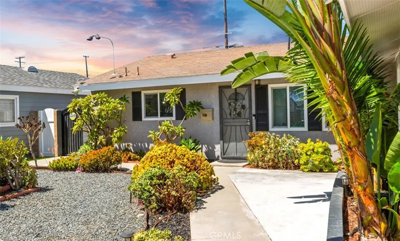 5521 Myra Avenue, Cypress, California 90630