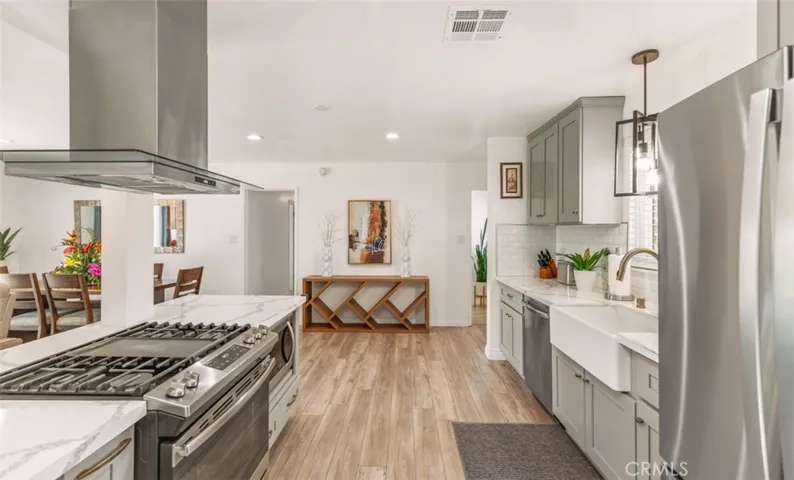 5521 Myra Avenue, Cypress, California 90630