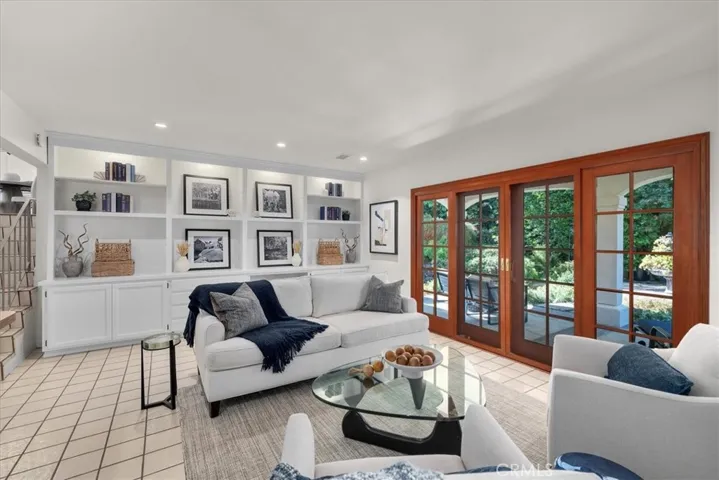2039 Van Karajan Drive, Rancho Palos Verdes, California 90275