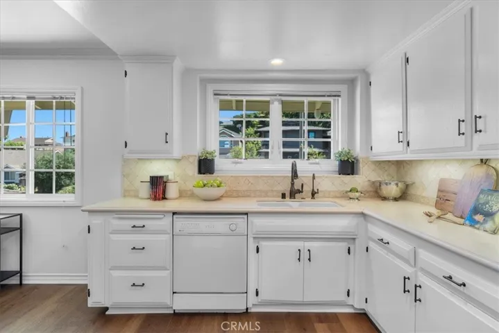 2039 Van Karajan Drive, Rancho Palos Verdes, California 90275