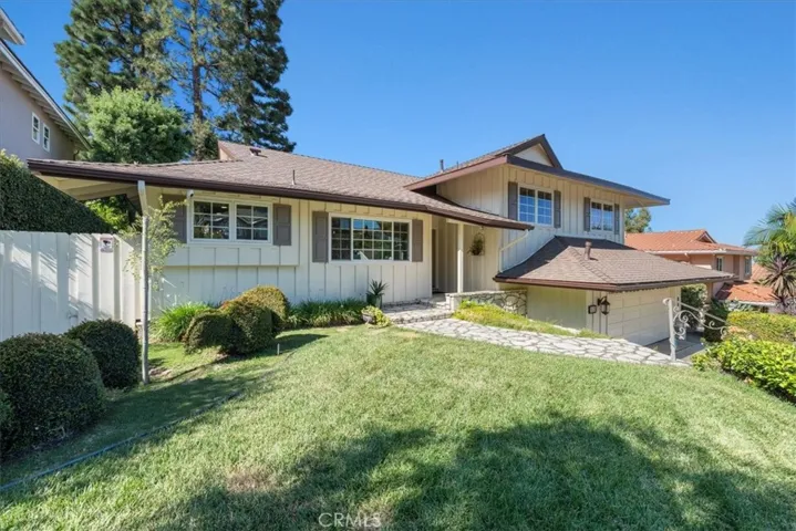 2039 Van Karajan Drive, Rancho Palos Verdes, California 90275
