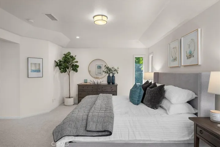 2039 Van Karajan Drive, Rancho Palos Verdes, California 90275