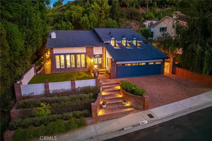 19950 Greenbriar Drive, Tarzana, California 91356